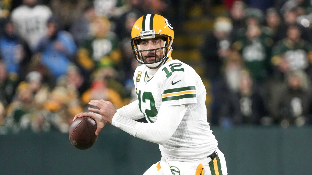 Packers vs Bears Opening Odds, Betting Lines & Prediction for Week 13 (Injured QBs Loom Large)