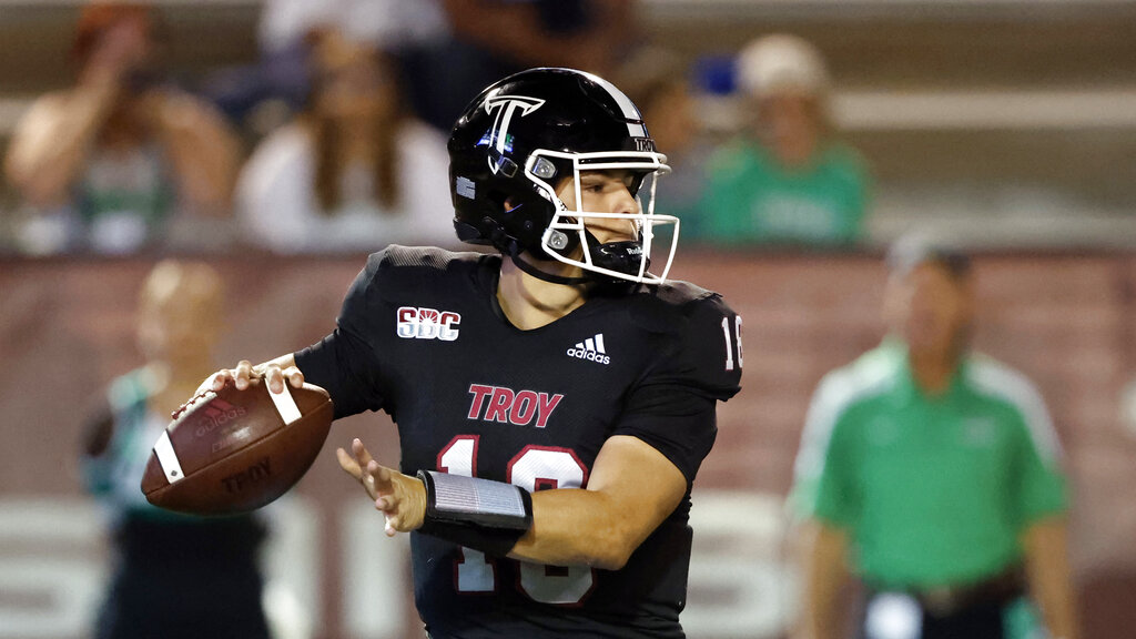 3 Best Prop Bets for UTSA vs Troy Cure Bowl 2022 (Gunnar Watson Slices and Dices Roadrunners' Secondary)