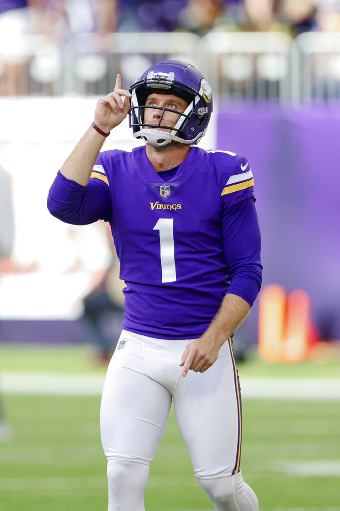 Top Fantasy Football Streaming Kickers for Week 14 (Greg Joseph Could Boom in Expected Shootout)