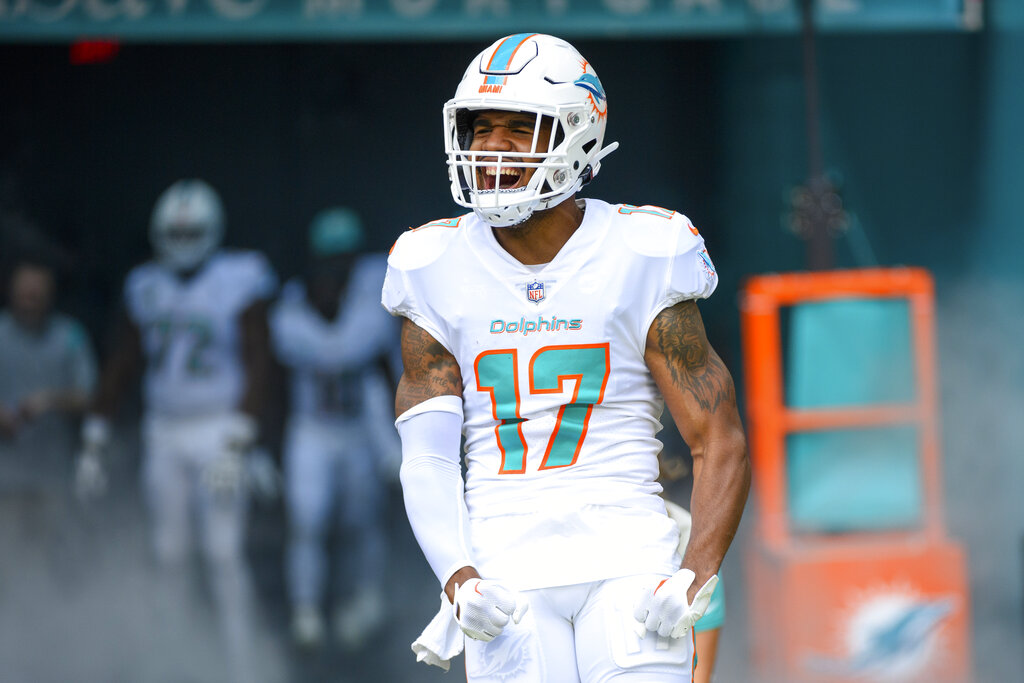 Dolphins vs Chargers Prediction, Odds & Best Bets for Sunday Night Football (Miami Bounces Back in Primetime)