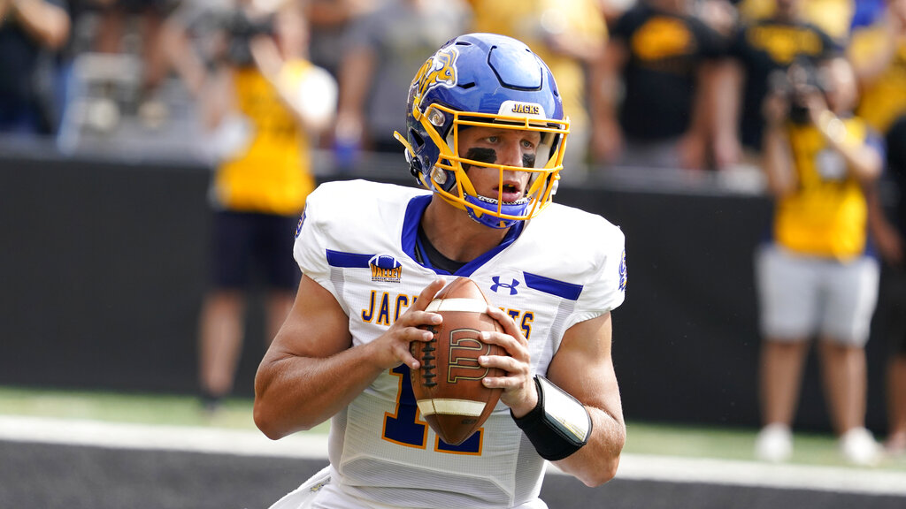 Montana State vs South Dakota State Prediction, Odds & Best Bet for FCS Semifinals (Jackrabbits Advance to Finals)