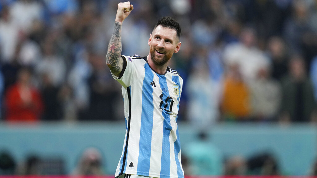 Lionel Messi vs Kylian Mbappe: Who is the Best Golden Boot Bet?