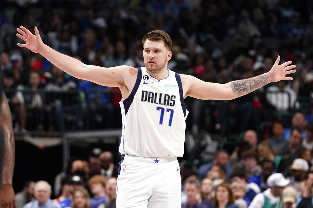 Dallas Mavericks vs. Miami Heat Prediction, Pick, Odds: Can Luka Doncic and  Dallas Bounce Back?