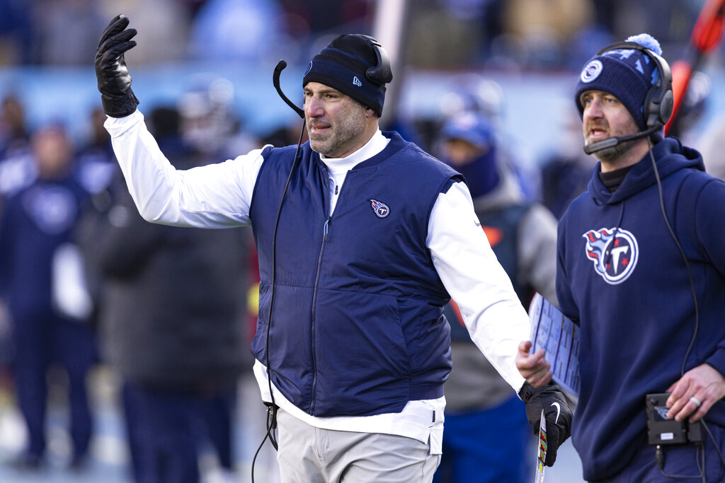 Mike Vrabel Finally Makes Choice on Starting Quarterback for Week 18