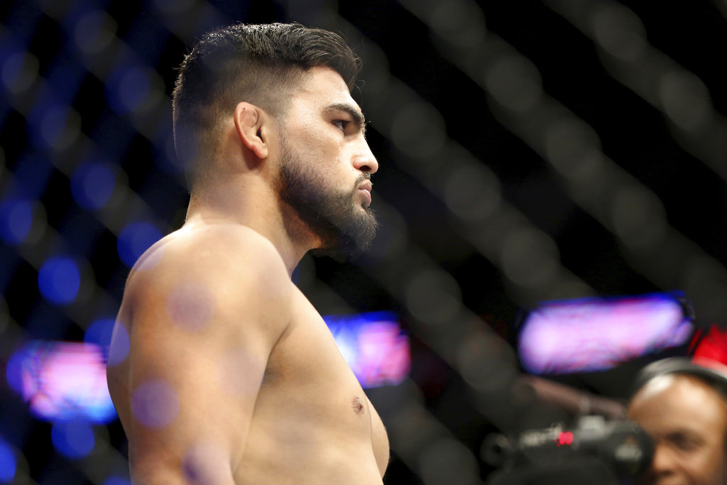 Kelvin Gastelum vs Chris Curtis Prediction, Odds & Best Bet for UFC 287 (Don't Count on Gastelum Bouncing Back)