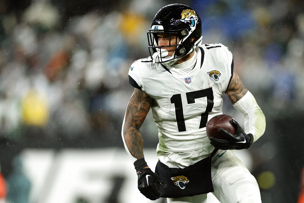 Best NFL Prop Bets to Hit Contract Incentives and Milestones in Week 18