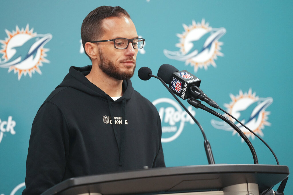 Another Dolphins Starter at Risk of Missing Wild Card Game After Latest Injury News