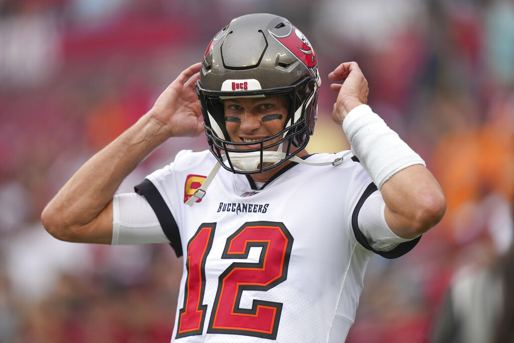 Bucs to explore options with Tom Brady a free agent