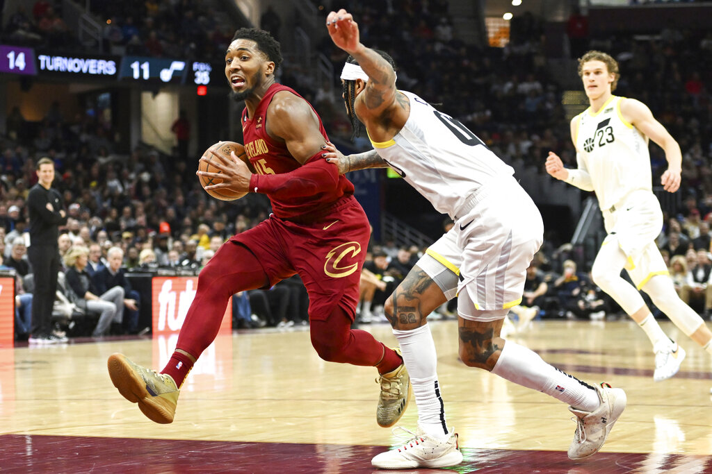 FanDuel Fantasy Basketball Picks & Lineup Tonight for 1/10/2023 (Back Donovan Mitchell in Return to Utah)