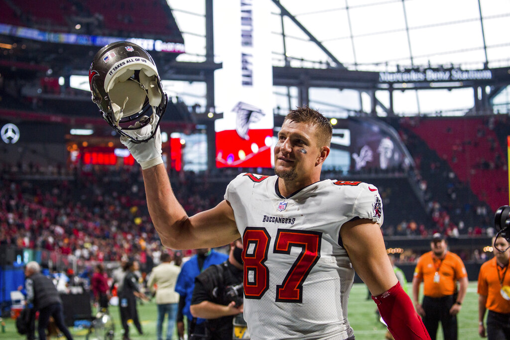 Rob Gronkowski Gives Divisional Round Upset Pick With Kay Adams on FanDuel TV