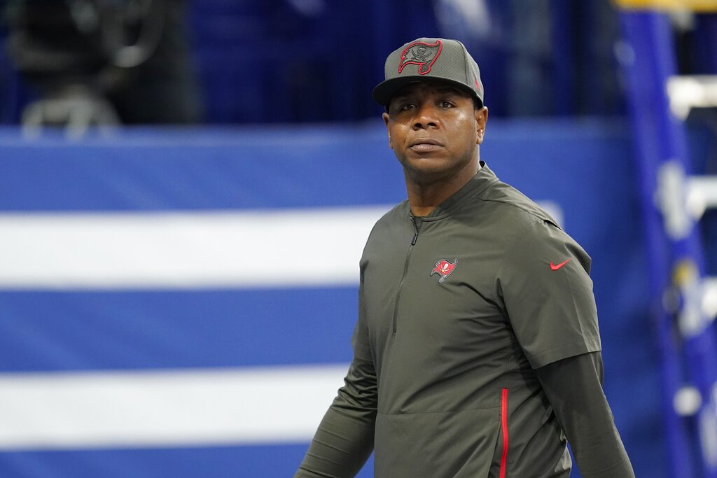 Bucs Already Linked to Potential Byron Leftwich Replacement