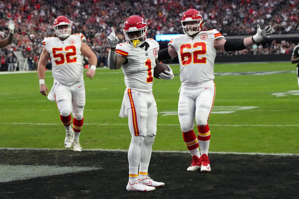 3 Best Prop Bets for Jaguars vs Chiefs AFC Divisional Game (Kansas City RB Extends Historic Scoring Streak)