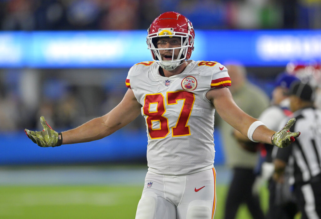 Travis Kelce Responds to Mike Hilton's Trash Talk Before AFC Championship