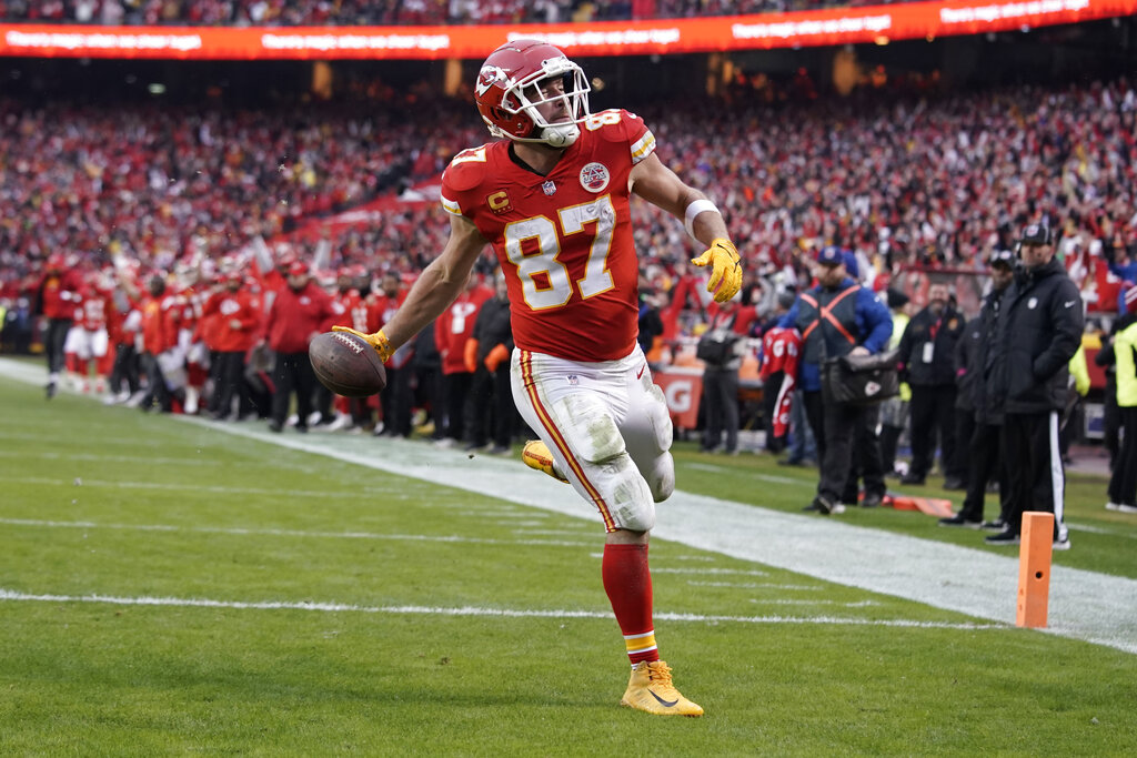 First Touchdown Scorer Odds Favor Travis Kelce Over Jalen Hurts & A.J. Brown in Super Bowl 57 Prop Bet