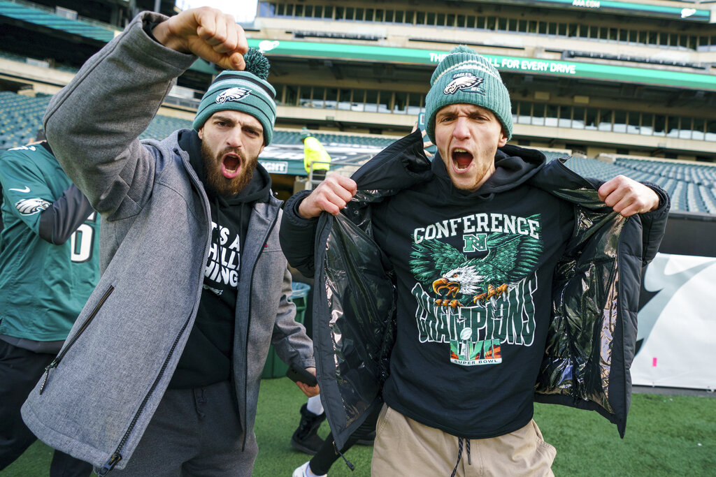 Eagles Fans Disrupt Jury Duty With Super Bowl Hype
