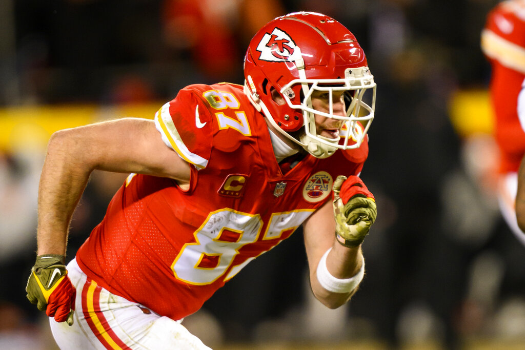 Travis Kelce Bowl 57 Stats Tracker, Including Yards, Touchdowns and Highlights (Updated)