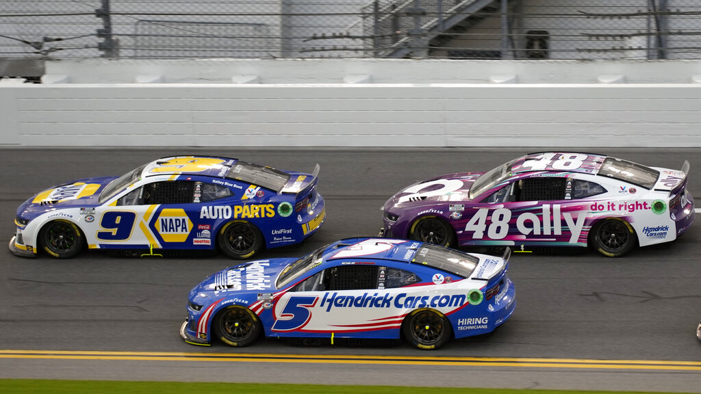 Daytona 500 Start Time, Schedule and Qualifying Lineup for NASCAR Race