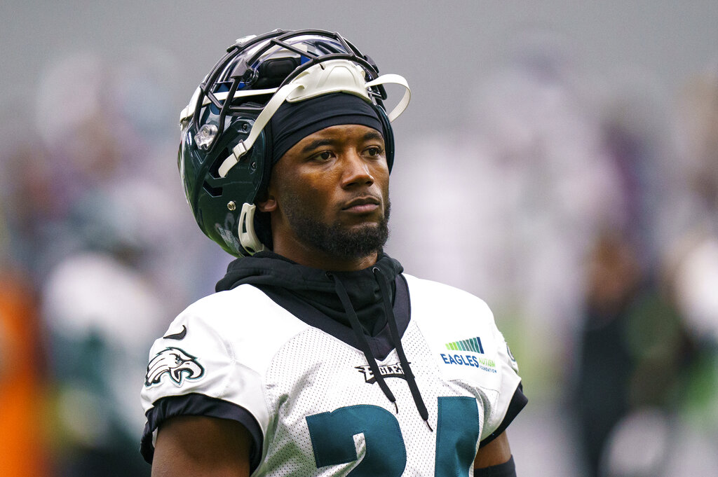 Contracts of 4 Eagles Players Officially Void on Monday