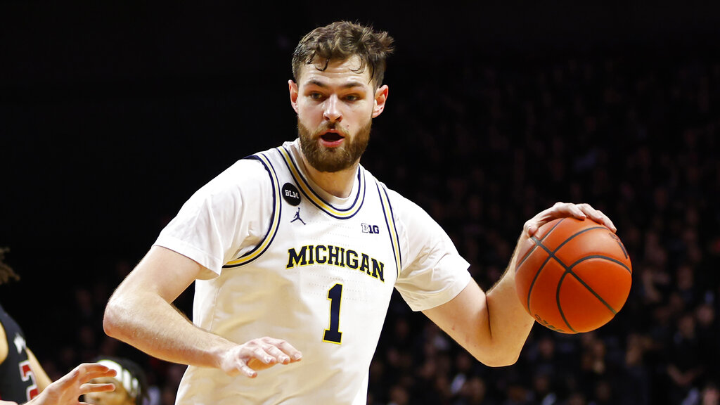 Michigan vs Wisconsin Prediction, Odds & Best Bet for February 26 (Big Ten Defenses Stand Tall in Second Half)