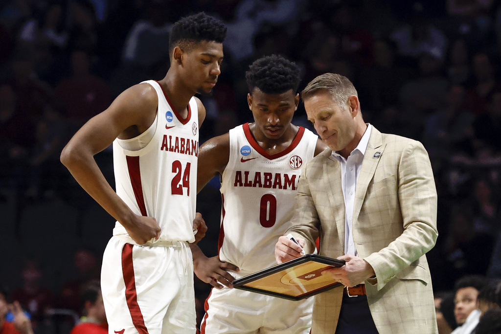 Alabama vs San Diego State Prediction, Odds & Best Bet for March 24 NCAA Tournament Game (Crimson Tide Sneak By)