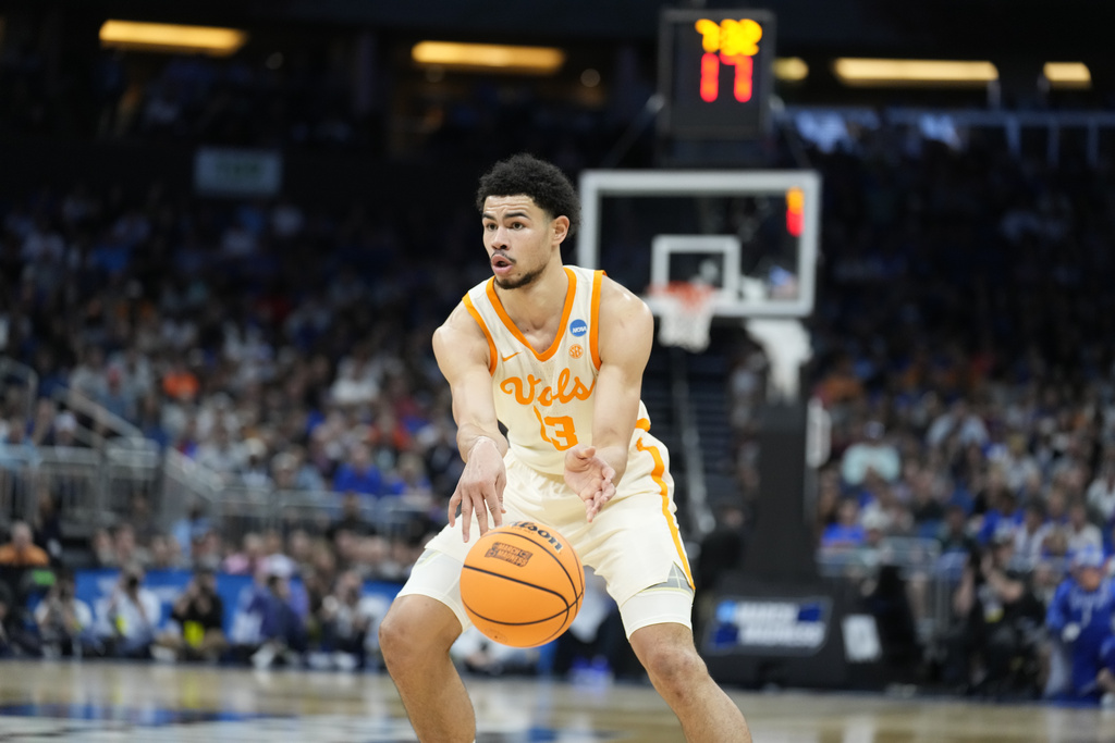 Tennessee vs Florida Atlantic Prediction, Odds & Best Bet for March 23 NCAA Tournament Game (Trust the Favorite)