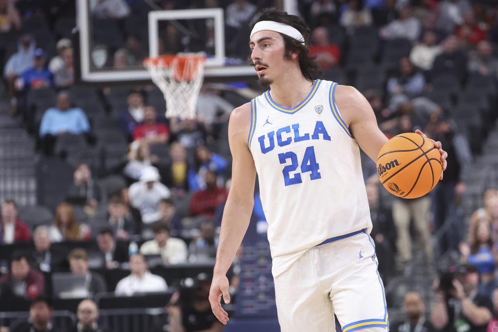 3 Best Prop Bets for Gonzaga vs UCLA NCAA Tournament Game (Expect Jaquez to Thrive Down Low)
