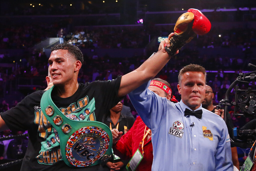 David Benavidez vs Caleb Plant Complete Fight Card, Odds & Predictions