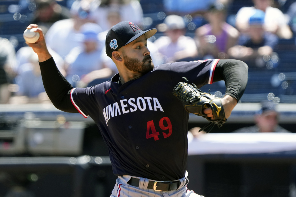 Twins vs Royals Prediction, Odds & Best Bet for Opening Day (Minnesota Continues Dominating AL Central Rival)