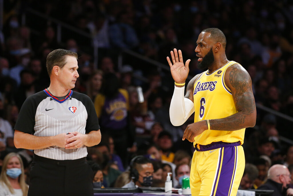 List of Refs for Lakers vs Grizzlies Game 1 Today (Scott Foster Leads Officiating Crew)