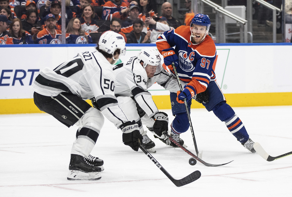 Oilers vs Kings Prediction, Odds & Best Bet for NHL Playoffs Game 3 (Edmonton Keeps Road Dominance Going in LA)