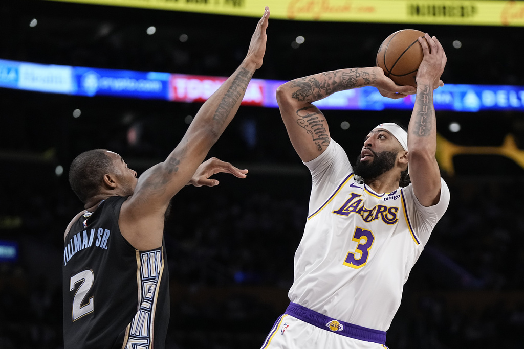 Lakers vs. Grizzlies Prediction, Odds & Best Bet for NBA Playoffs Game 4 (Memphis' Road Struggles Carry On)