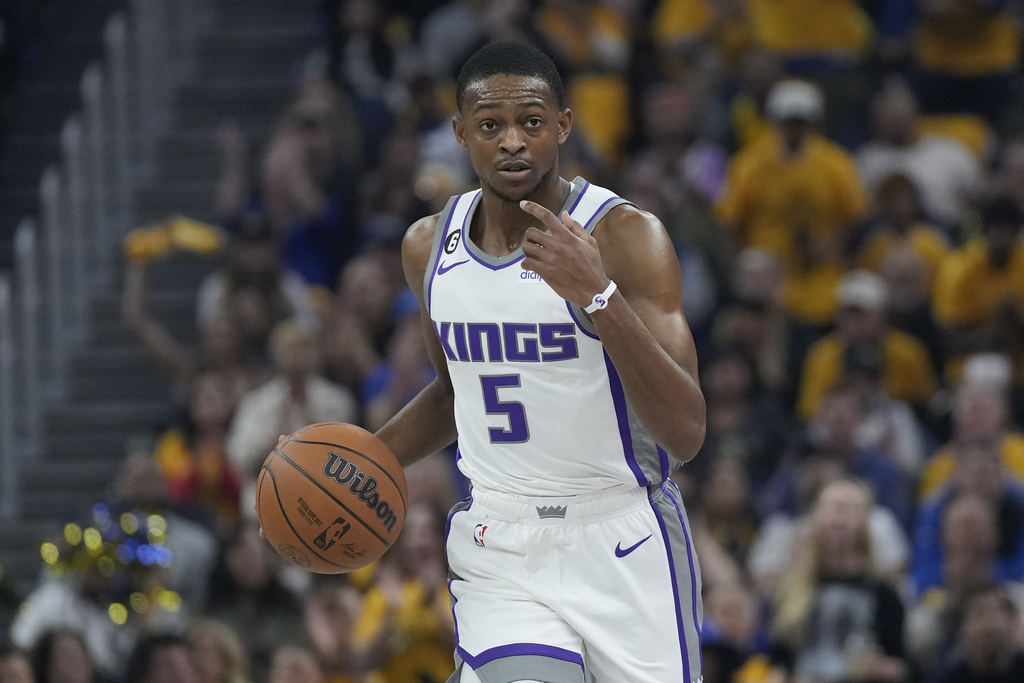 3 Best Prop Bets for Kings vs Warriors Game 4 (De'Aaron Fox Thrives as Playmaker Once Again)