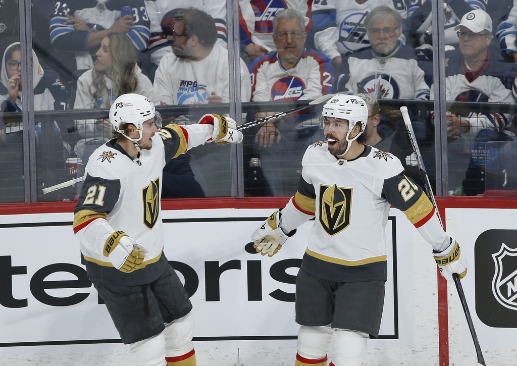 Jack Eichel scores twice, Golden Knights top Winnipeg 5-2