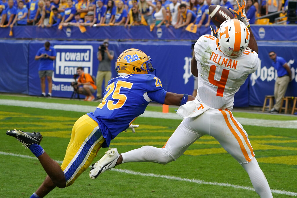 Cedric Tillman Complete NFL Draft Profile (Tennessee's Big-Bodied Receiver Fits in Old-School Offenses)