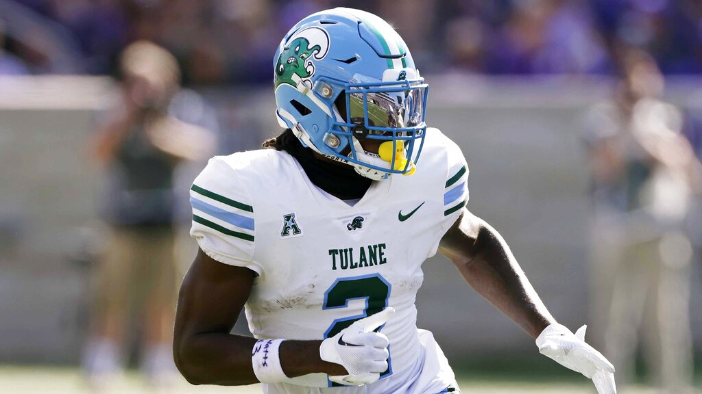 Dorian Williams Complete NFL Draft Profile (Intangibles Make Up for Concerns Around Tulane Linebacker)