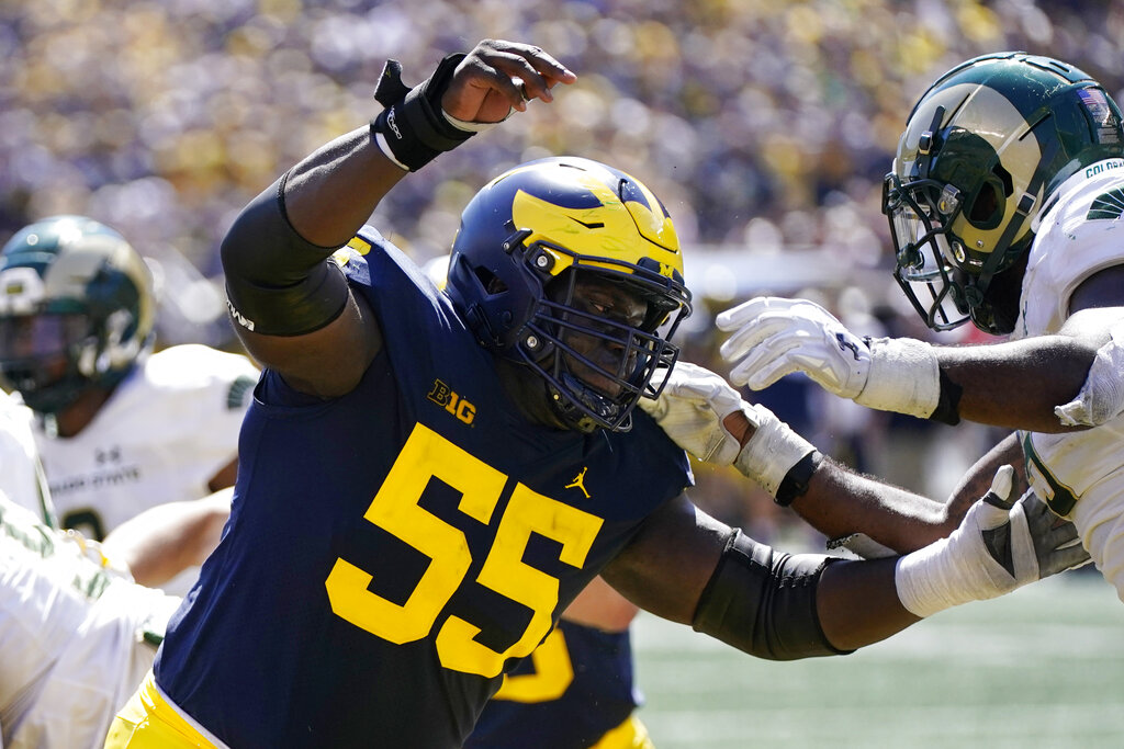 Olusegun Oluwatimi Complete NFL Draft Profile (Michigan IOL Ready for Backup Role at Next Level) 