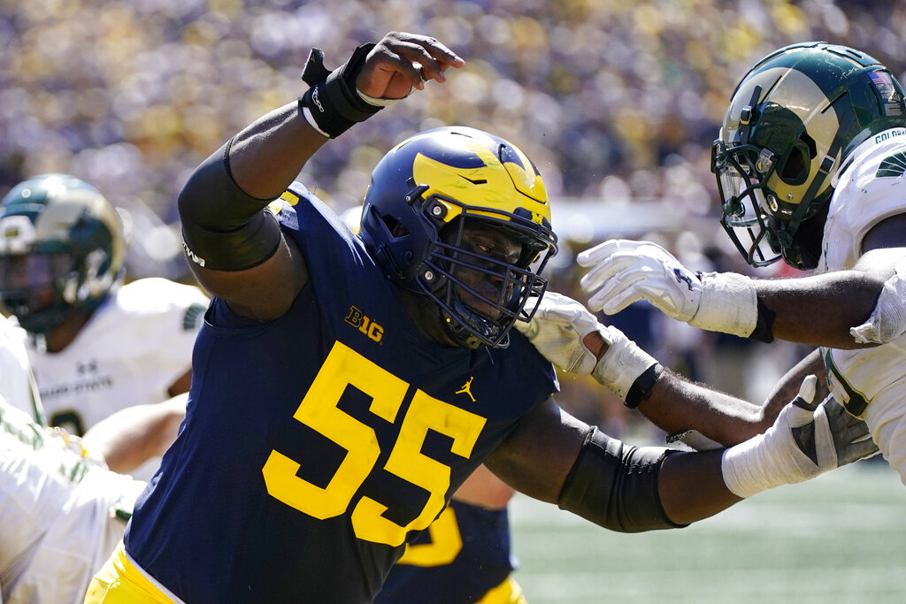 Olusegun Oluwatimi Complete NFL Draft Profile (Michigan IOL Ready for Backup Role at Next Level)