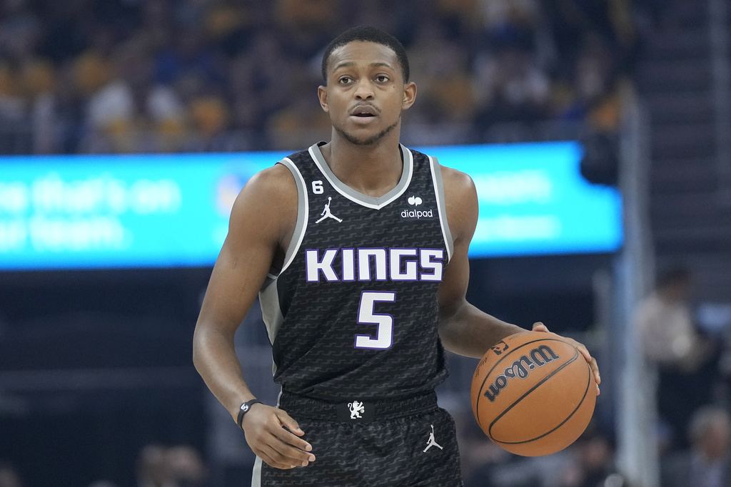 De'Aaron Fox reflects on a memorable year--both on and off the court -  Sactown Sports