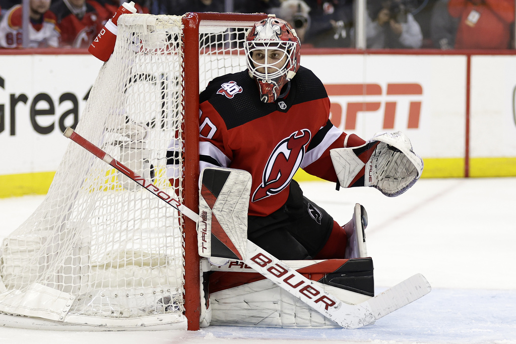 Carolina Hurricanes vs. New Jersey Devils: 2023 Stanley Cup playoff series  preview and pick - Daily Faceoff