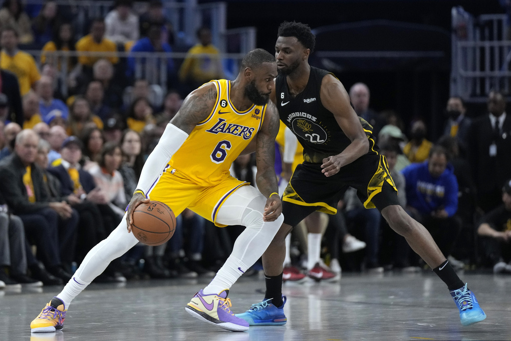 Lakers vs. Warriors Prediction, Odds & Best Bet for NBA Playoffs Game 2 (Golden State Rallies to Even Series)