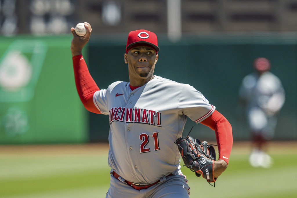 White Sox vs Reds Prediction, Odds & Best Bet for May 5 (Hunter Greene Shines in Cincinnati Home Victory)