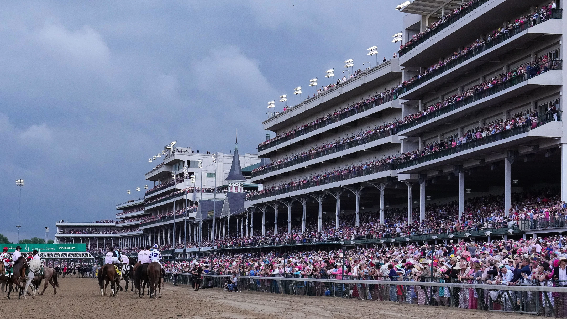 Kentucky Derby Expert Picks & Predictions for 2023 Race Today