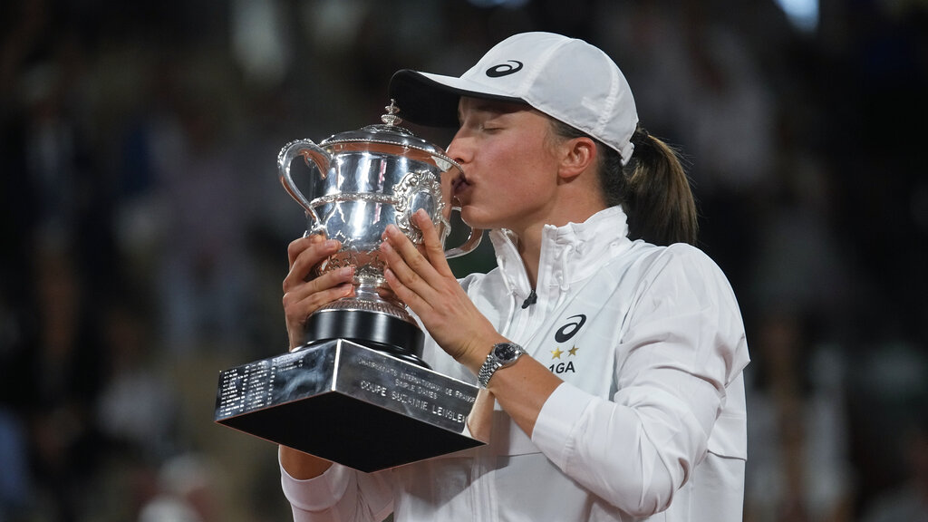 Iga Swiatek French Open 2023 Odds, History & Prediction (Tournament Favorite Has History on Her Side)