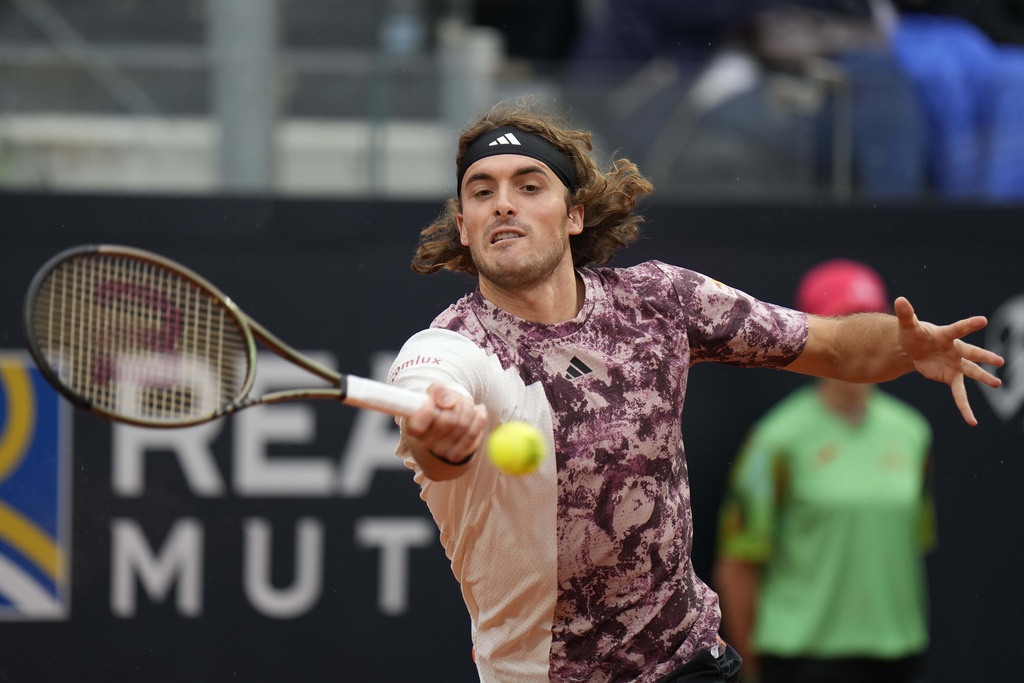 Stefanos Tsitsipas French Open 2023 Odds, History & Prediction (Can the Greek Break Through With a Victory?)