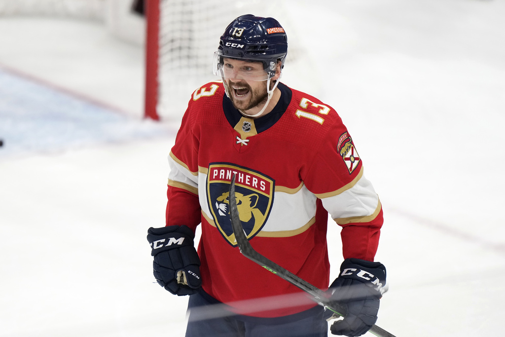 3 Best Prop Bets for Hurricanes vs Panthers NHL Playoffs Game 4 on May 24 (Sam Reinhart Finds the Back of the Net)