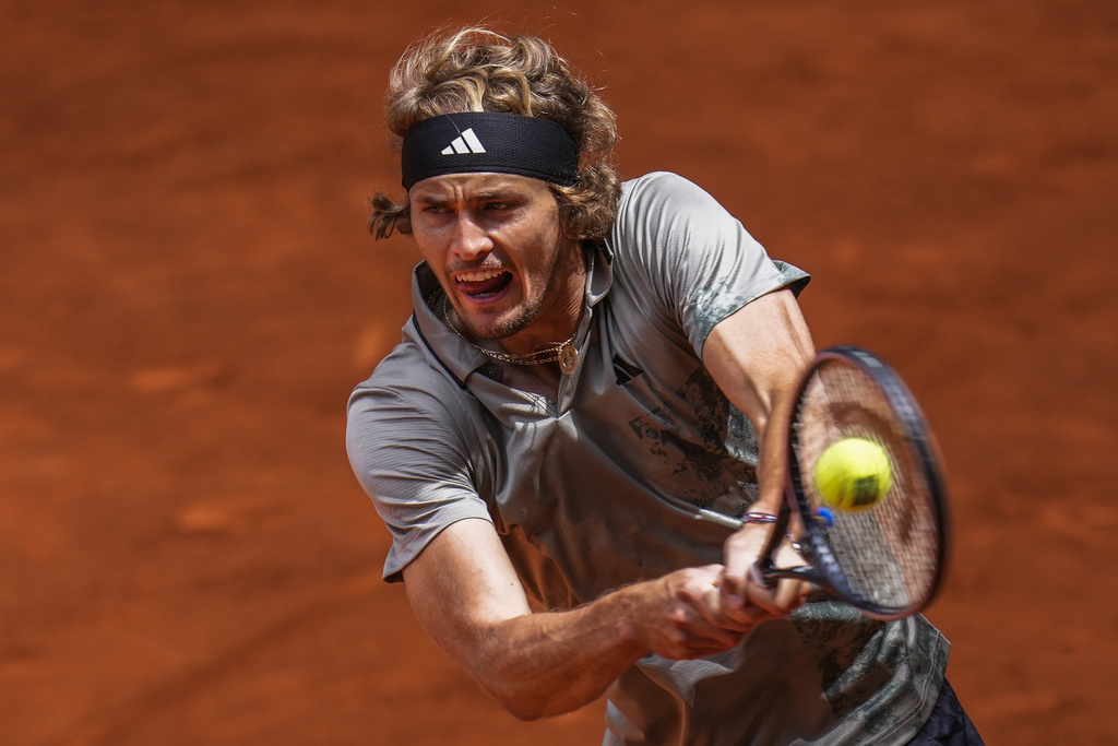 Alexander Zverev vs Lloyd Harris Prediction, Odds & Best Bet for 2023 French Open (Don't Expect an Upset in Paris)