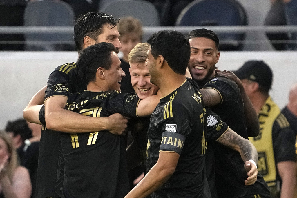 Vancouver Whitecaps settle for 1-1 draw with Los Angeles FC