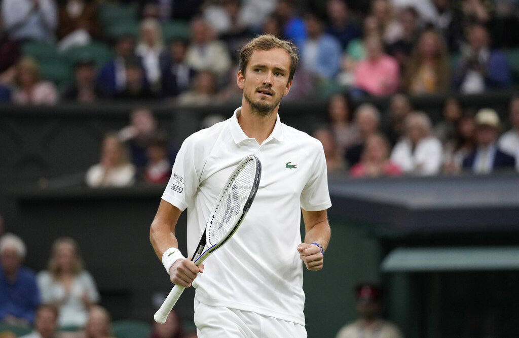 Daniil Medvedev Wimbledon 2023 Odds, History & Prediction (Pay Attention to Russian Pro's Recent Struggles)
