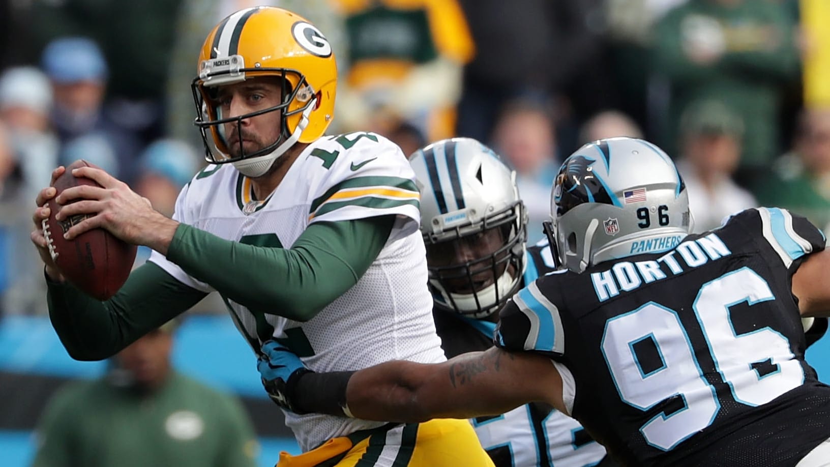 Aaron Rodgers Record With Top-10 Scoring Defense Points to Potential Playoff Appearance for Packers