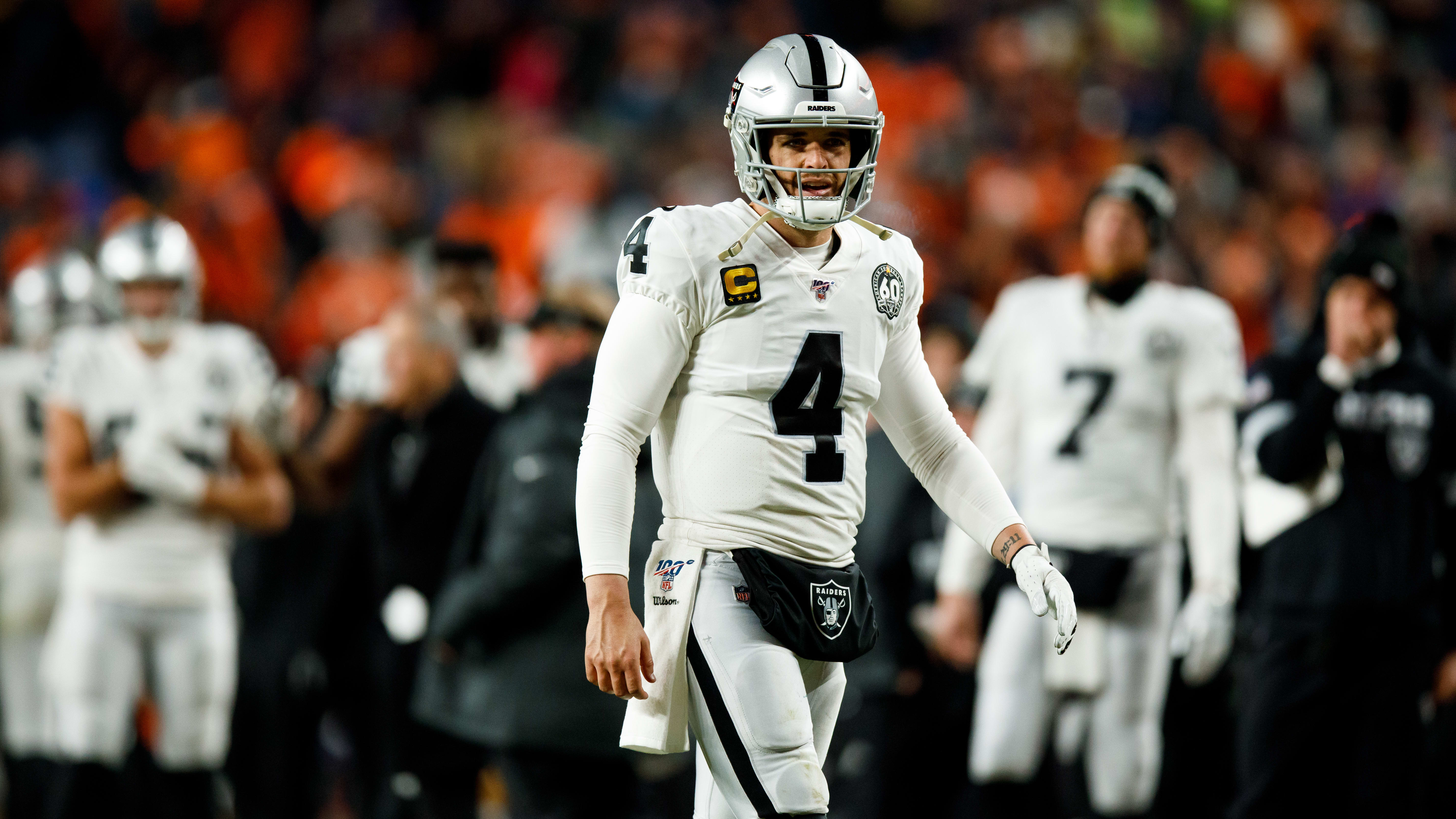 5 Best Quarterbacks in Raiders History